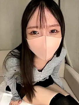 Snapshot of Onami_555 chatting on 11-13-25, 10:36 Onami 555 online show from 11-13-25, 10:36