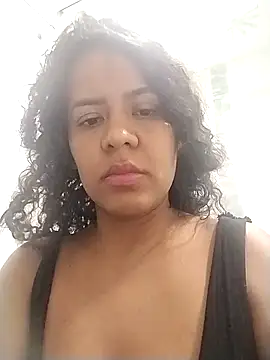 Snapshot of Isa2312 chatting on 10-10-25, 05:23 Isa2312 online show from 10-10-25, 05:23