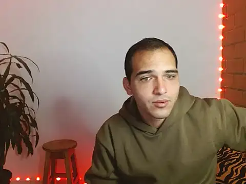 Maax3023 online show from 10-16-25, 01:01