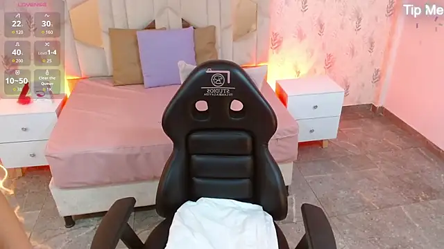 MARIANA TAY1 online show from 10-23-25, 03:06