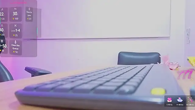 MARIANA TAY1 online show from 04-28-26, 03:00