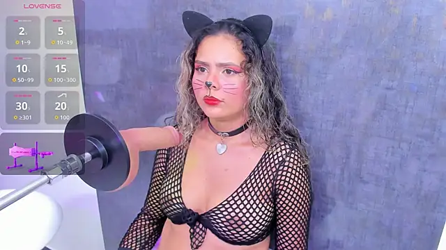 elizabeth liones  online show from 10-31-25, 12:33