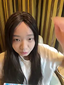  xiaoniaojiang online show from 10-24-25, 03:08