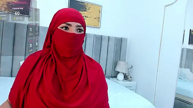  naylaa  online show from 10-16-25, 02:45