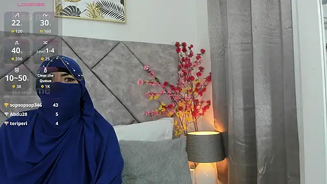  naylaa  online show from 04-11-26, 07:45