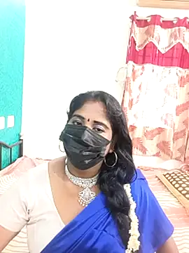 Snapshot of tamil-aunt chatting on 10-14-25, 04:35 tamil-aunt online show from 10-14-25, 04:35