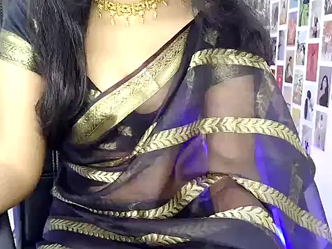 Snapshot of your_Tanu_02 chatting on 11-19-25, 06:41 your Tanu 02 online show from 11-19-25, 06:41