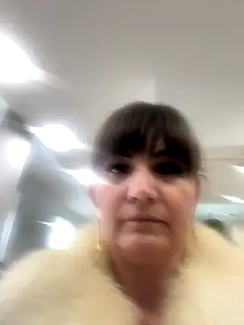 Snapshot of Butterfly8385 chatting on 10-14-25, 10:16 Butterfly8385 online show from 10-14-25, 10:16