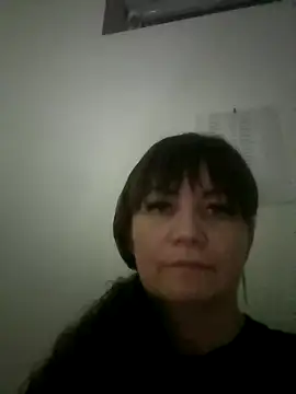 Snapshot of Butterfly8385 chatting on 10-15-25, 05:35 Butterfly8385 online show from 10-15-25, 05:35