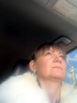 Snapshot of Butterfly8385 chatting on 10-19-25, 08:37 Butterfly8385 online show from 10-19-25, 08:37