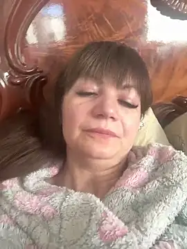 Snapshot of Butterfly8385 chatting on 05-17-26, 06:22 Butterfly8385 online show from 05-17-26, 06:22