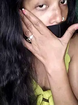 Jaanvi G online show from 12-14-25, 05:24