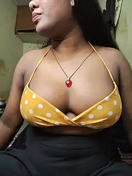 Snapshot of Lovely_Payal chatting on 05-19-26, 06:53 Lovely Payal online show from 05-19-26, 06:53