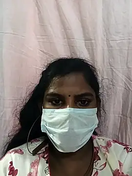 Snapshot of tamil_kanaka chatting on 10-16-25, 10:05 tamil kanaka online show from 10-16-25, 10:05