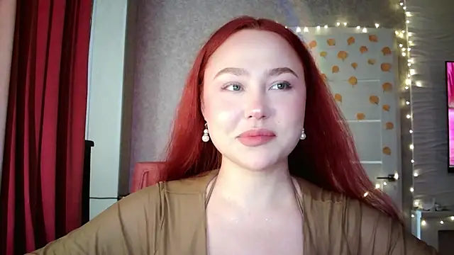 Snapshot of LolaMint_ chatting on 10-23-25, 11:42 LolaMint  online show from 10-23-25, 11:42