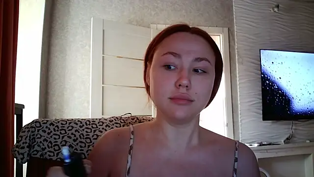 LolaMint  online show from 11-21-25, 09:52