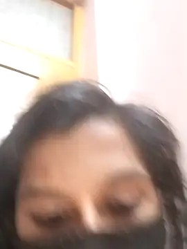 Snapshot of Hottypriya69 chatting on 10-13-25, 02:50 Hottypriya69 online show from 10-13-25, 02:50