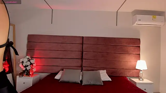 LittleVaale online show from 12-19-25, 11:17