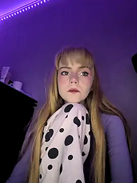 Snapshot of OpheliaMills chatting on 11-07-25, 12:05 OpheliaMills online show from 11-07-25, 12:05