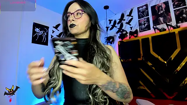 Snapshot of Evangelinejoness_ chatting on 11-23-25, 11:54 Evangelinejoness online show from 11-23-25, 11:54