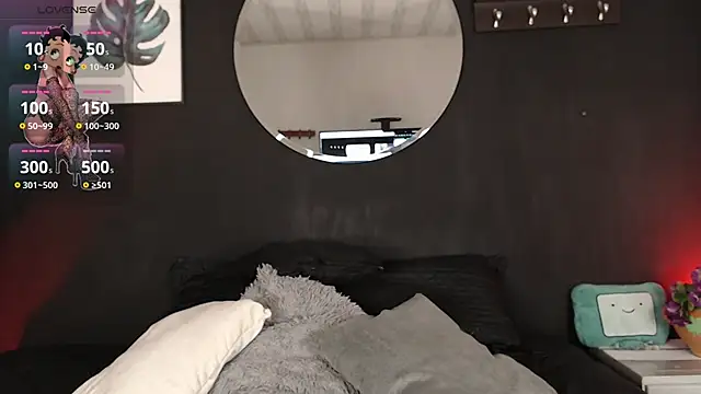 Snapshot of TamaraaRoss_ chatting on 12-01-25, 07:08 TamaraaRoss online show from 12-01-25, 07:08