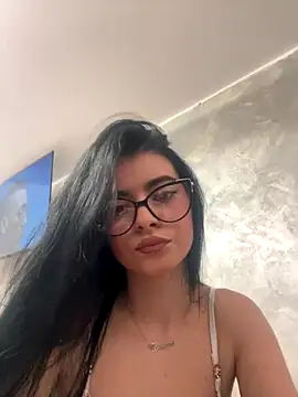 MissHerra2 online show from 11-07-25, 04:51