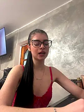 MissHerra2 online show from 11-26-25, 12:17