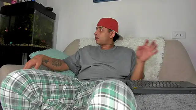 drako  milck online show from 10-23-25, 06:23