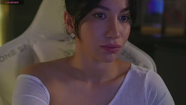 LeoBamble online show from 10-17-25, 05:04