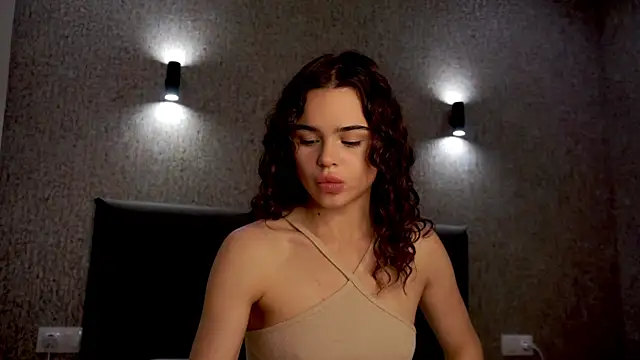 Snapshot of milykitty chatting on 10-13-25, 01:22 milykitty online show from 10-13-25, 01:22