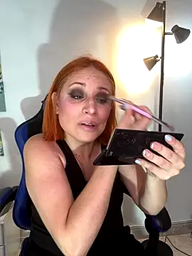 Snapshot of Adeline_1 chatting on 11-02-25, 08:00 Adeline 1 online show from 11-02-25, 08:00