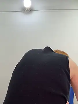 Snapshot of Adeline_1 chatting on 11-27-25, 02:35 Adeline 1 online show from 11-27-25, 02:35