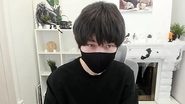 ShyAzianBoy online show from 10-24-25, 12:45