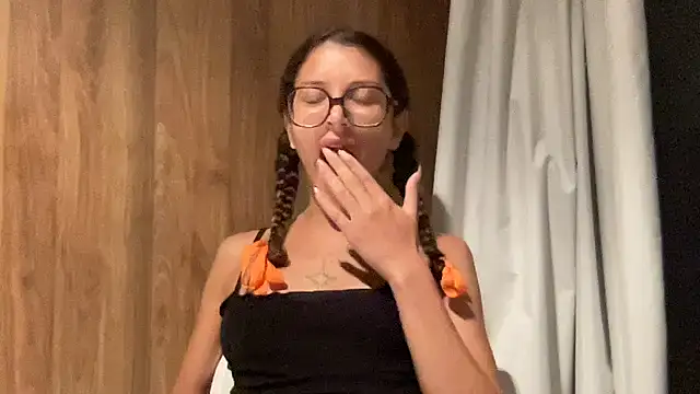 absoluthorrorfield online show from 11-12-25, 12:44