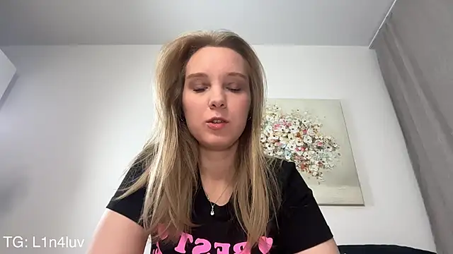 AIicaparkerc online show from 03-14-26, 05:07