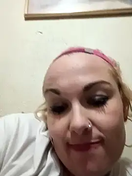 Snapshot of sexysiren93 chatting on 11-01-25, 10:17 sexysiren93 online show from 11-01-25, 10:17