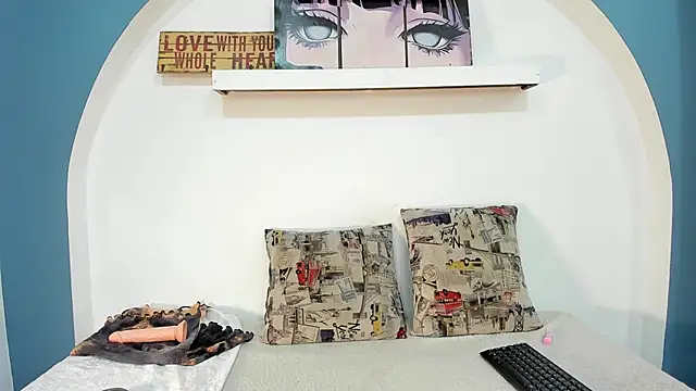 Snapshot of honey__hott chatting on 10-29-25, 08:10 honey hott online show from 10-29-25, 08:10