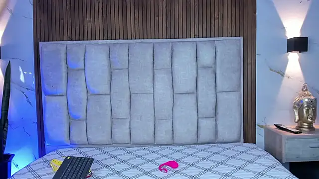 Sassha ferrer online show from 02-11-26, 06:02