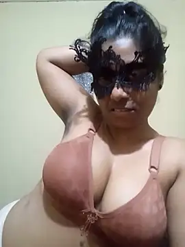 Expose Queen online show from 01-08-26, 05:04