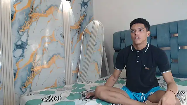 EMPIRE BOYS1 online show from 04-24-26, 07:27