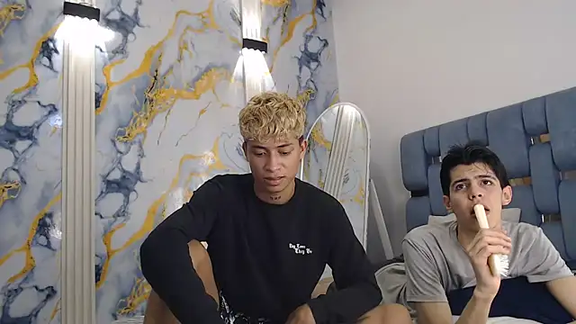 EMPIRE BOYS1 online show from 04-25-26, 07:44