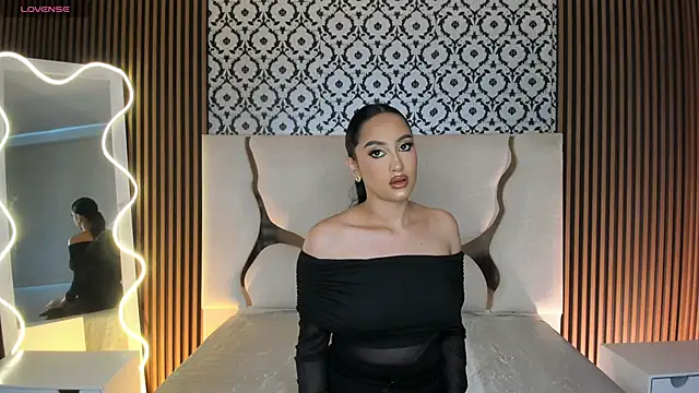 BEELLA TAY1 online show from 12-16-25, 12:43