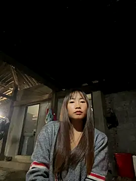 Snapshot of Maymay__ chatting on 10-21-25, 02:56 Maymay   online show from 10-21-25, 02:56