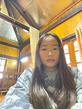 Snapshot of Maymay__ chatting on 10-25-25, 04:53 Maymay   online show from 10-25-25, 04:53