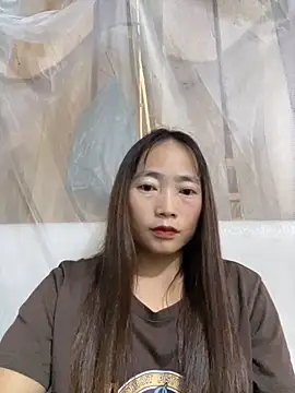 Snapshot of Maymay__ chatting on 10-31-25, 05:08 Maymay online show from 10-31-25, 05:08