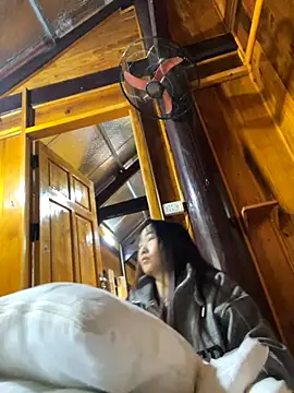 Snapshot of Maymay__ chatting on 11-25-25, 07:08 Maymay online show from 11-25-25, 07:08