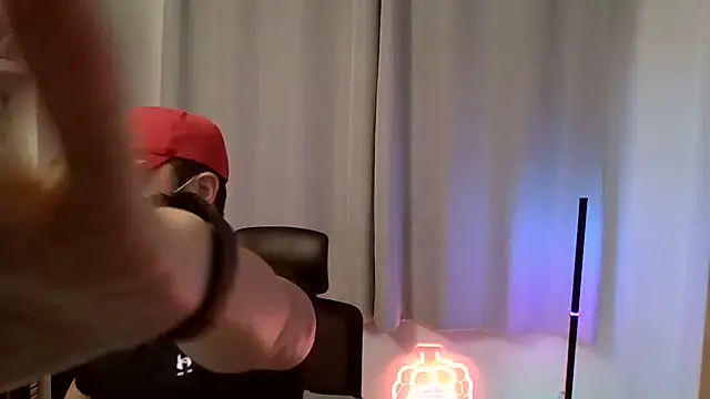 redcap1111 online show from 11-10-25, 02:38