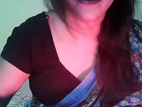 Model Srinika online show from 10-24-25, 08:22