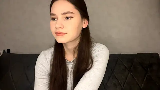 KaseyByczek online show from 10-24-25, 09:33