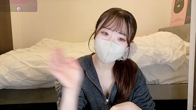 yura ra ra online show from 04-12-26, 01:16